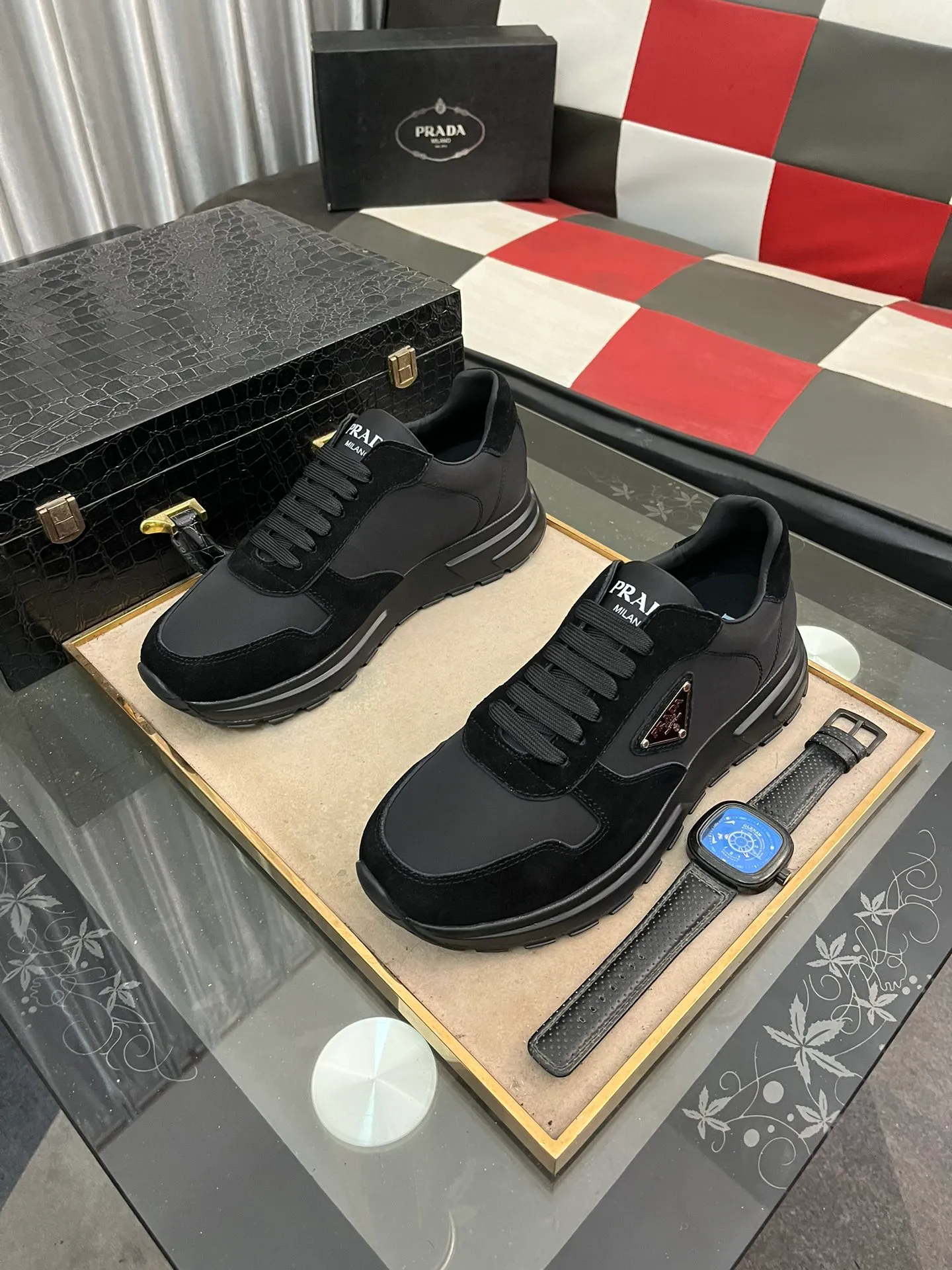 Men's shoes 💰540⌚️⌚️【PRADA】Prada - High-end quality casual sports shoes - Upper: calfskin shoe body with branded metal fasteners, - Inner lining: breathable leather lining - Outsole: ultra-light TPU foam·rubber; molded outsole -Super high quality control·Fine workmanship: highlighted (high-end·luxury·grade) -Size: 38-444️⃣Colors available